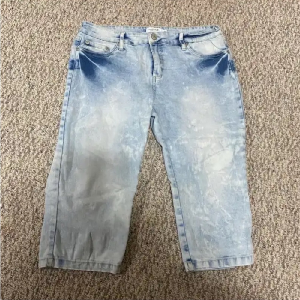 Cute women’s capri bottoms